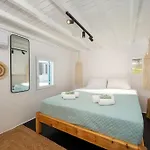 Palm Luxury Maisonette With Heated Private Jacuzzi Ftelia (Mykonos)