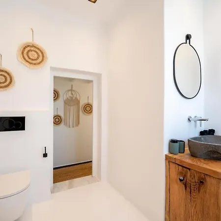 Palm Luxury Maisonette With Heated Private Jacuzzi Βίλα *