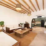 Palm Luxury Maisonette With Heated Private Jacuzzi *