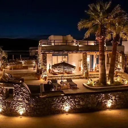 Palm Luxury Maisonette With Heated Private Jacuzzi Ftelia (Mykonos)